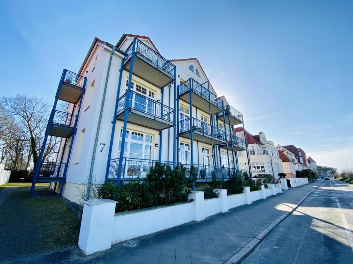 Strandpalais/Lee Rostock Eksteriør bilde
